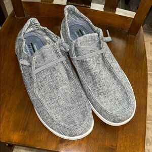 NWNT Skechers  Men's Grey Casual Shoes